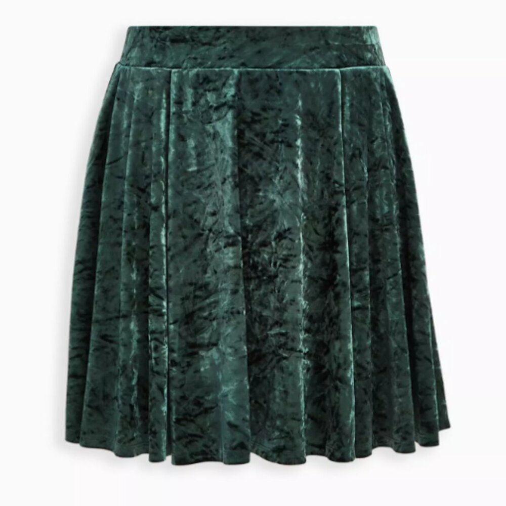 NWT Torrid Green Velvet Skater Mini Skirt with Pockets 2x 2 18 20